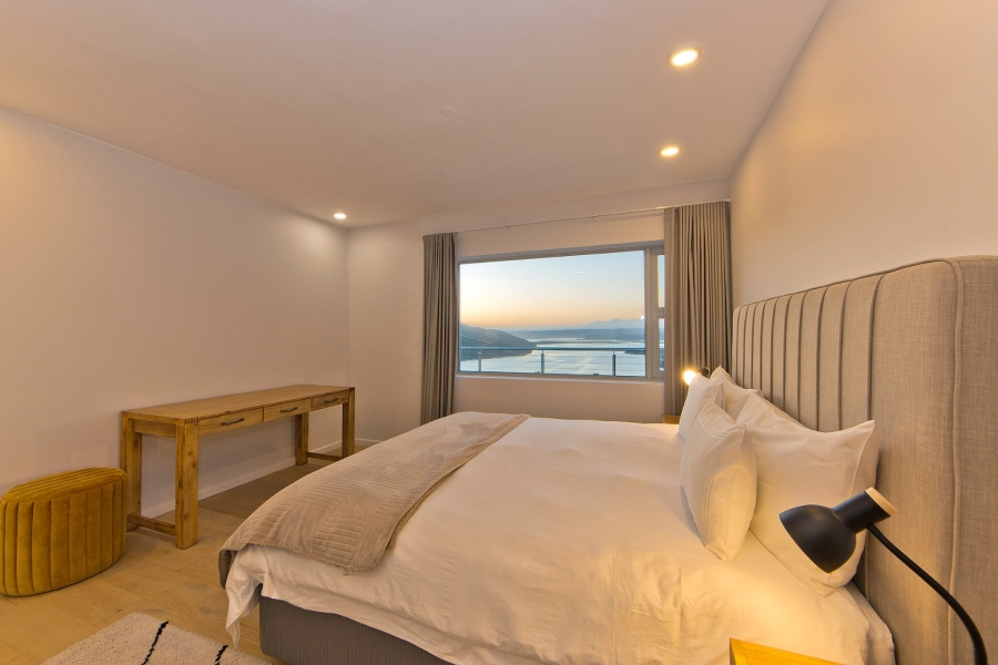 5 Bedroom Property for Sale in The Heads Western Cape
